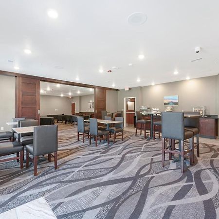 Cobblestone Hotel & Suites - Urbana Dış mekan fotoğraf